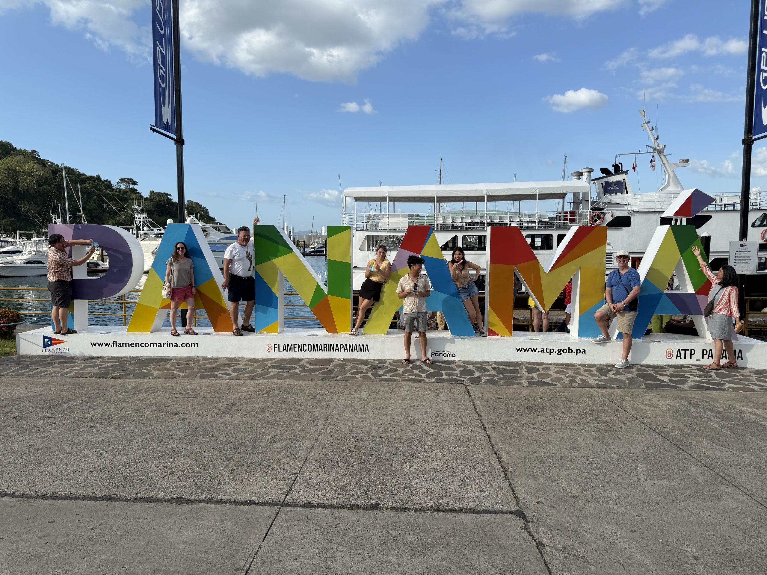 Welcome-to-Panama-sign-scaled.jpeg